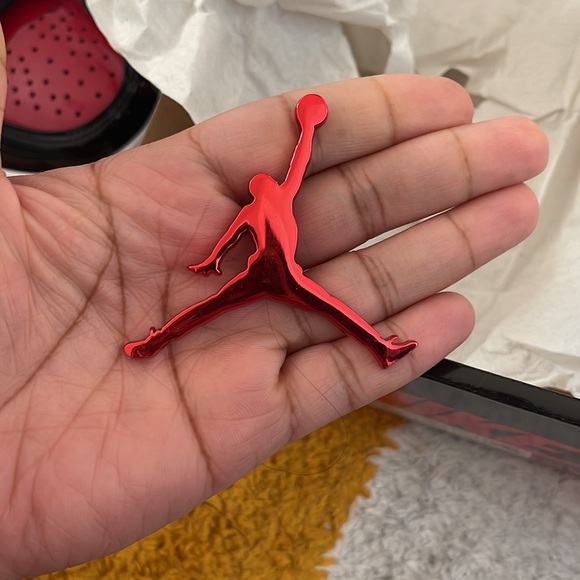 Jordan 1 Bred Retro - Picture 9 of 9